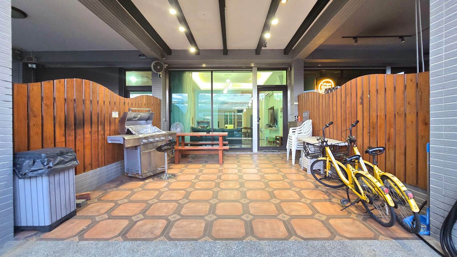 博拉樂前庭烤肉空間